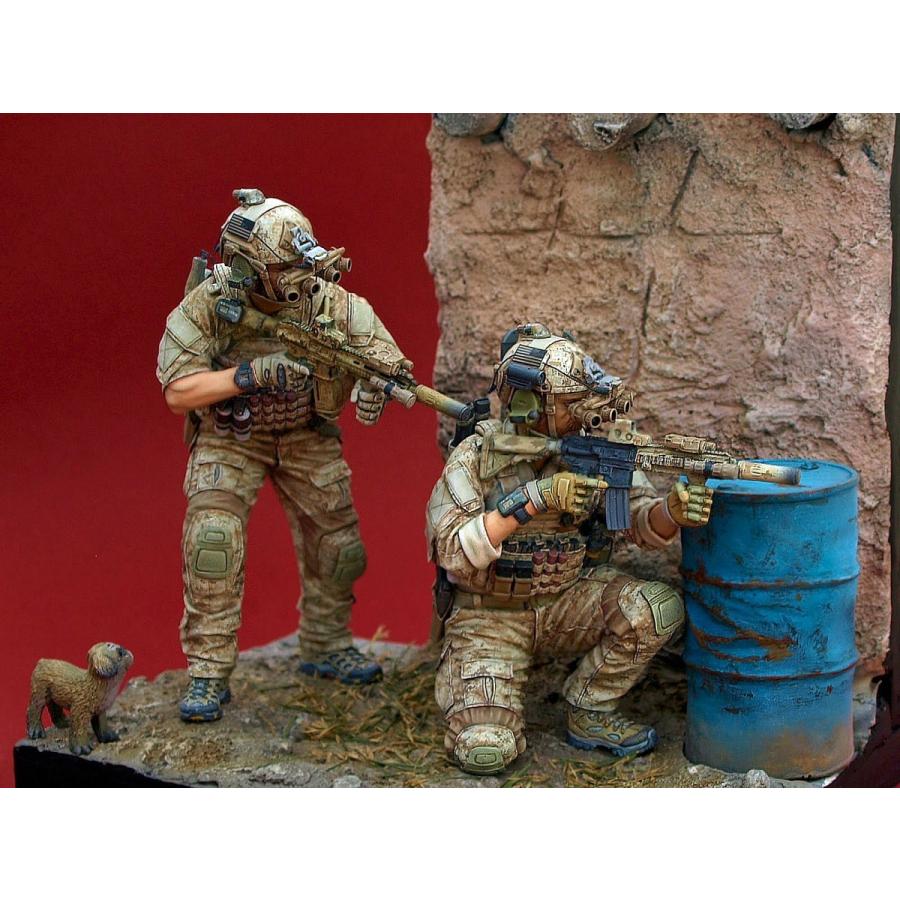 現用アメリカ海軍 特殊部隊 デブグル Devgru オペレーターセット 2体入 犬付き Devgru Operators 1 16 Abm 1672 Abm 1672 ミニチュアパーク 通販 Yahoo ショッピング