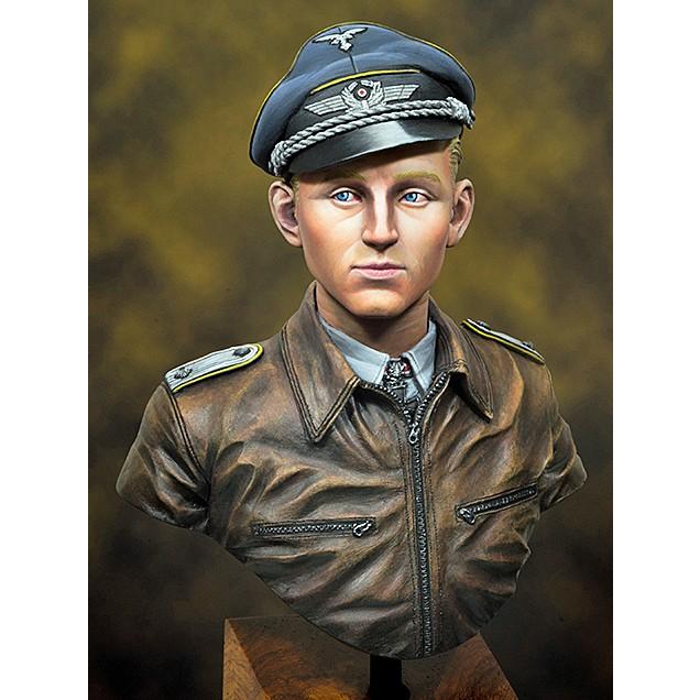 ドイツ空軍 エースパイロット エーリヒ ハルトマン Ww2 ヘッド2種入 Lufftwaffe Ace Pilot In Ww2 Erich Hartmann 1 9バスト Mj09 010 ミニチュアパーク 通販 Yahoo ショッピング