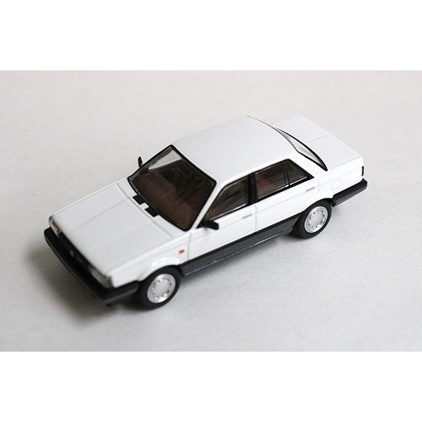 TOMYTEC トミカリミテッドヴィンテージネオ LV-N10c 日産サニー1500