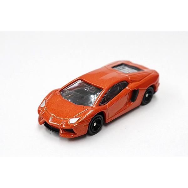 トミカ赤箱 87 ランボルギーニ アヴェンタドール LP 700-4 : ミニカー