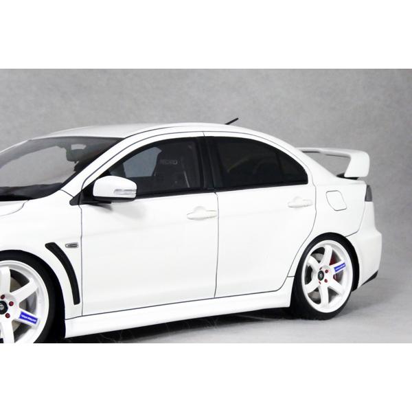 イグニッションモデル　1/18 三菱　ランサーエボリューションX　(CZ4A) 楽天市場】イグニッションモデル 1/18 三菱 ランサーエボリューション