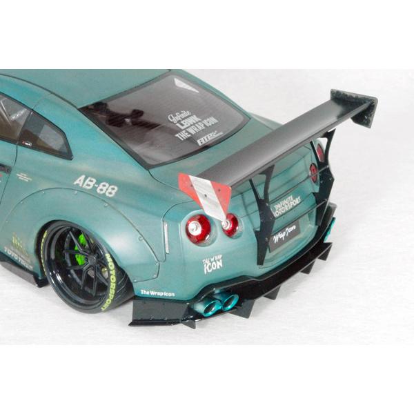 ○ 1/18 ニッサン 〓 GT-R ( R35 ) / LB-Works タイプ 2 マット