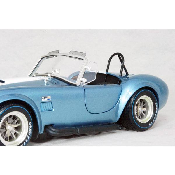 ○ 1/18 シェルビー 〓 コブラ 427S/C サファイア ブルー 〓 SHELBY