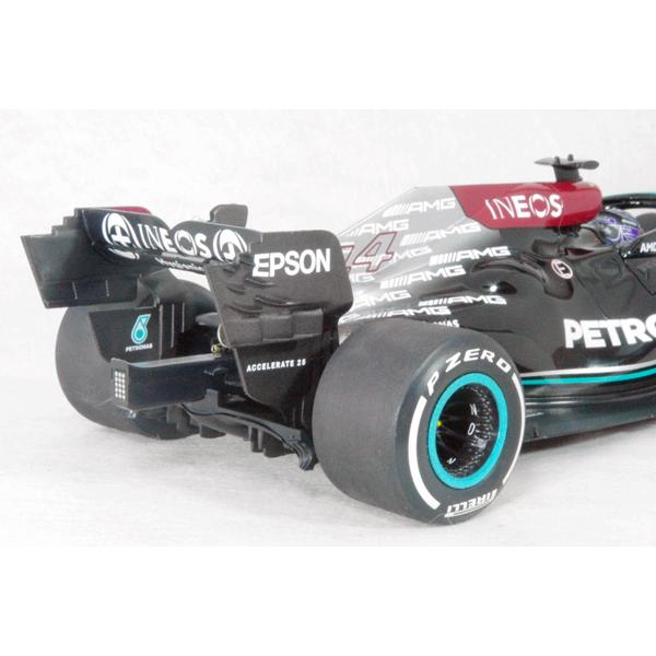 ミニチャンプス 1/18 メルセデスAMG W12ハミルトン w/100勝ボード Minichamps 1:18 Lewis Hamilton Mercedes-AMG F1 W12 #44