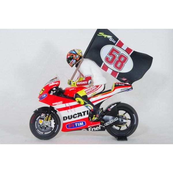 ● 1/12 ドゥカティ 〓 デスモセデッチ GP11.2 / V.ロッシ《 トリビュート マルコ 》〓 DUCATI｜minicar-olive｜03