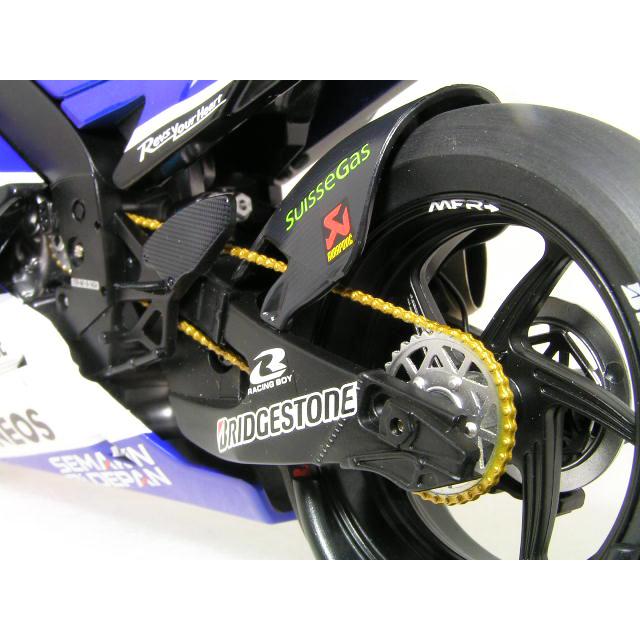 ミニチャンプス ○ 1/12 ヤマハ 〓 YZR-M1 / V.ロッシ フィリップ