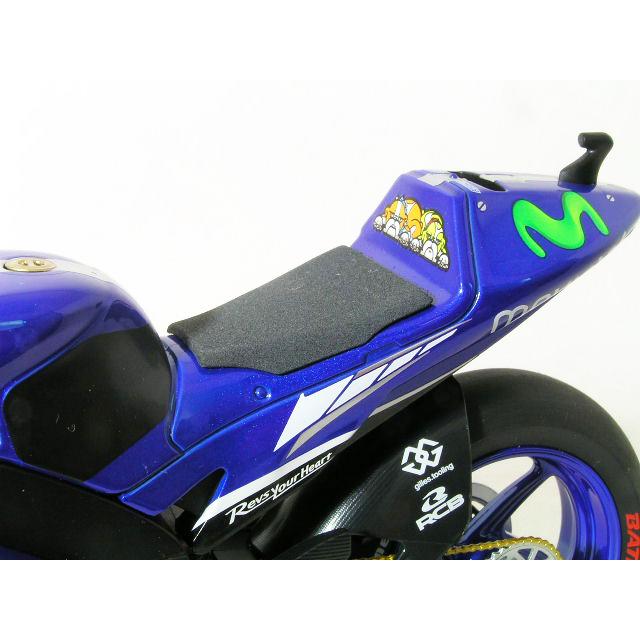 ミニチャンプス ○ 1/12 ヤマハ 〓 YZR-M1 / バレンティーノ ミニチャンプス ○ 1/12 ヤマハ 〓 YZR-M1 / バレンティーノ