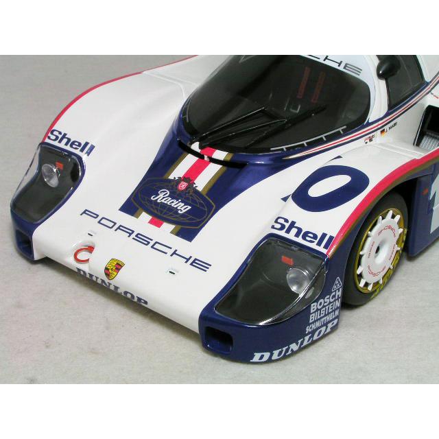 お買い得モデル ● 1/18 ポルシェ 〓 956K / ヨッヘン・マス 1982年 ニュルンベルク 優勝 〓 Porsche