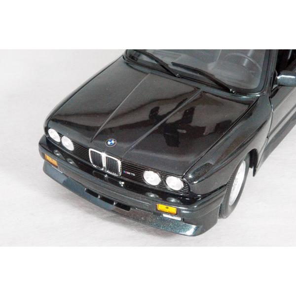 ○ 1/18 BMW 〓 M3 ( E30 ) / ブラック メタリック MINICHAMPS