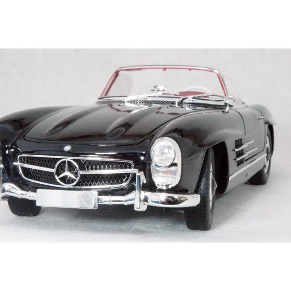 ○ 1/18 メルセデス ベンツ 〓 300 SL ロードスター ( W198