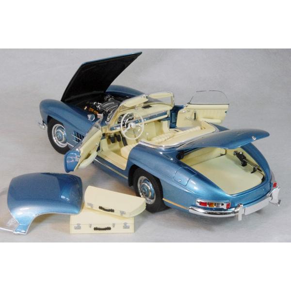 メルセデスベンツ 300SL ロードスター 1/18 Amazon.com: MINICHAMPS 1/18 - M-ERCEDES-B-ENZ 300 SL