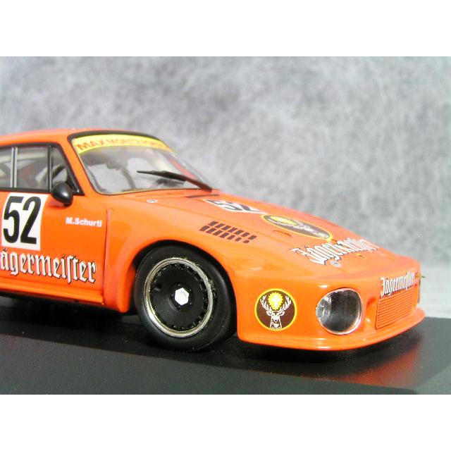 ミニチャンプス ○ 1/43 ポルシェ 〓 935 イエガーマイスター #52