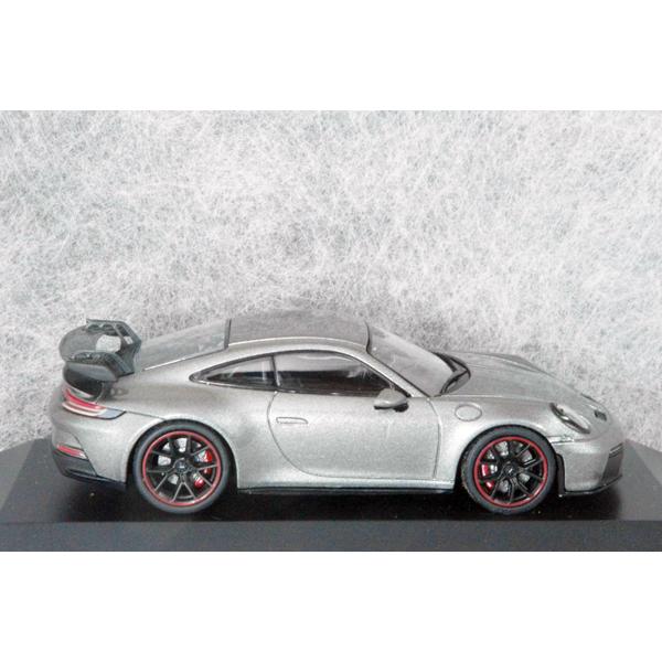 ミニチャンプス ○ 1/43 ポルシェ 〓 911( 992 ) GT3 / 2020年