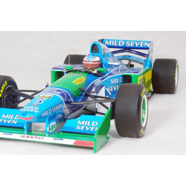 ミニチャンプス 1/18 ベネトンフォード B194 M.シューマッハ ミニチャンプス ○ 1/18 ベネトン 〓 フォード B194 / M