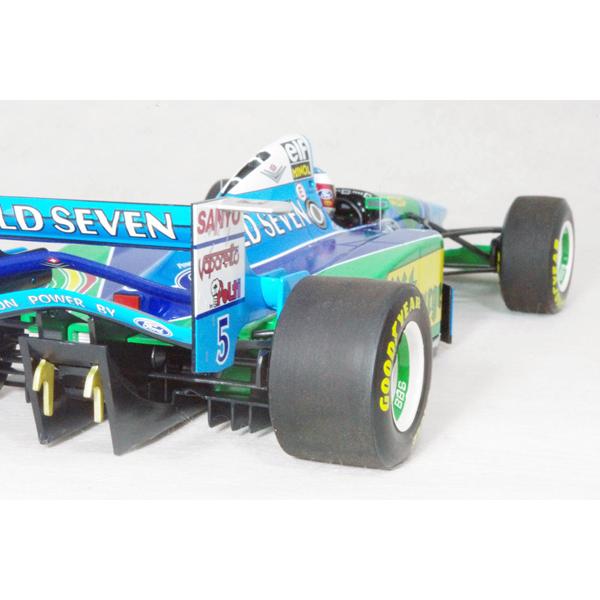 ミニチャンプス 1/18 ベネトンフォード B194 M.シューマッハ ミニチャンプス ○ 1/18 ベネトン 〓 フォード B194 / M