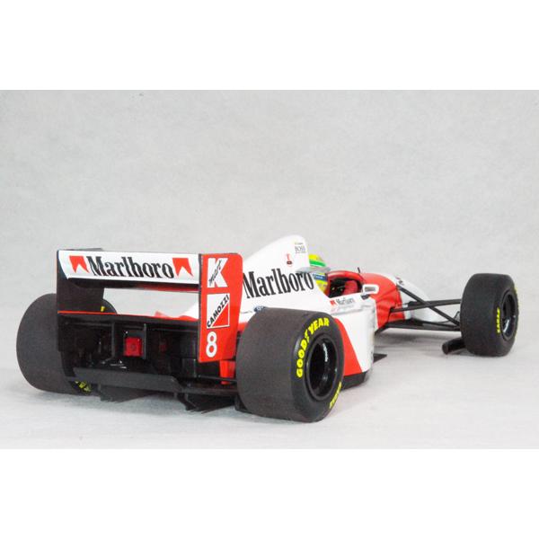1/18 マクラーレン MP4/8 アイルトンセナ 日本GP 1993 マルボロ