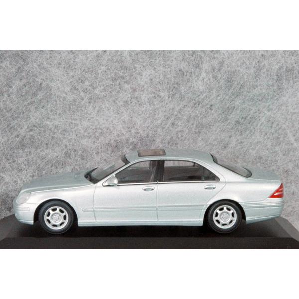 ミニチャンプス ○ 1/43 メルセデス ベンツ 〓 S クラス ( W220