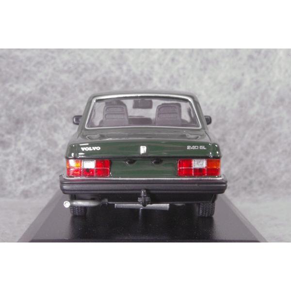 ミニチャンプス ボルボ240 GL パトカー ミニチャンプス ボルボ240 GL パトカー