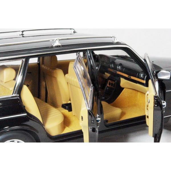 ノレブ1/18スケール No.183731 メルセデス・ベンツ200T 1982年