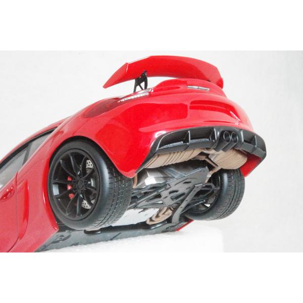 シュコー ○ 1/18 ポルシェ 〓 ケイマン GT4 / レッド Porsche シュコー ○ 1/18 ポルシェ 〓 ケイマン GT4 / レッド Porsche