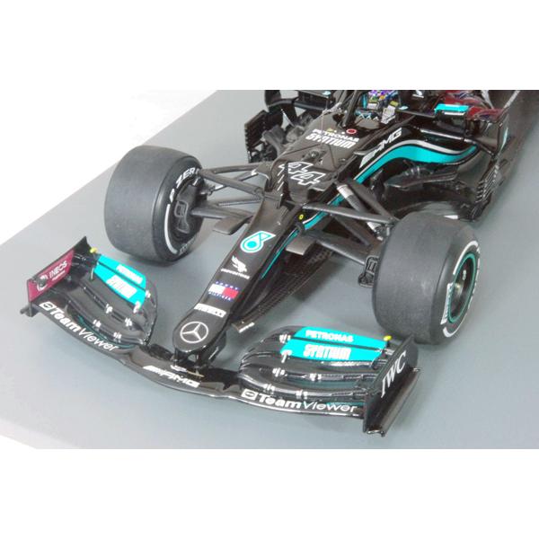 スパークモデル ○ 1/18 メルセデス AMG 〓 W12 E