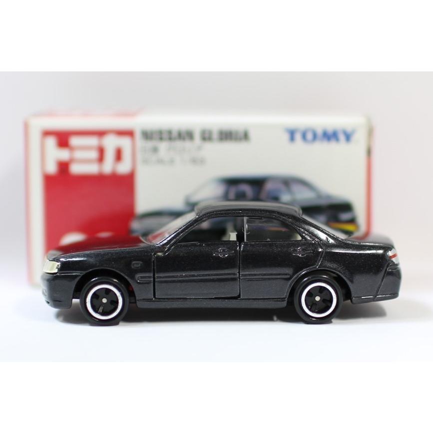 トミカ No 32 日産グロリア 箱 新車シールメタルバッチ入り2400010034329 1 240001003432 Mini Cars Yahoo ショッピング店 通販 Yahoo ショッピング