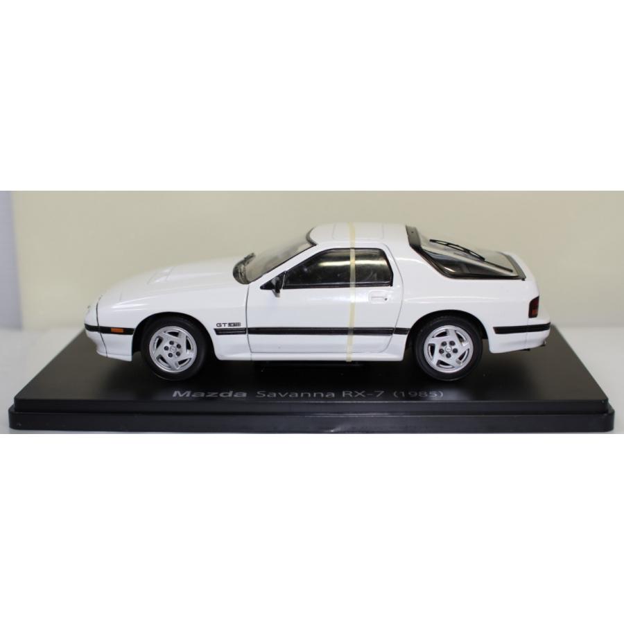 国産名車コレクション Mazda Savanna RX-7 (1985) USED 1/24 国産名車コレクション マツダ サバンナRX-7 1985