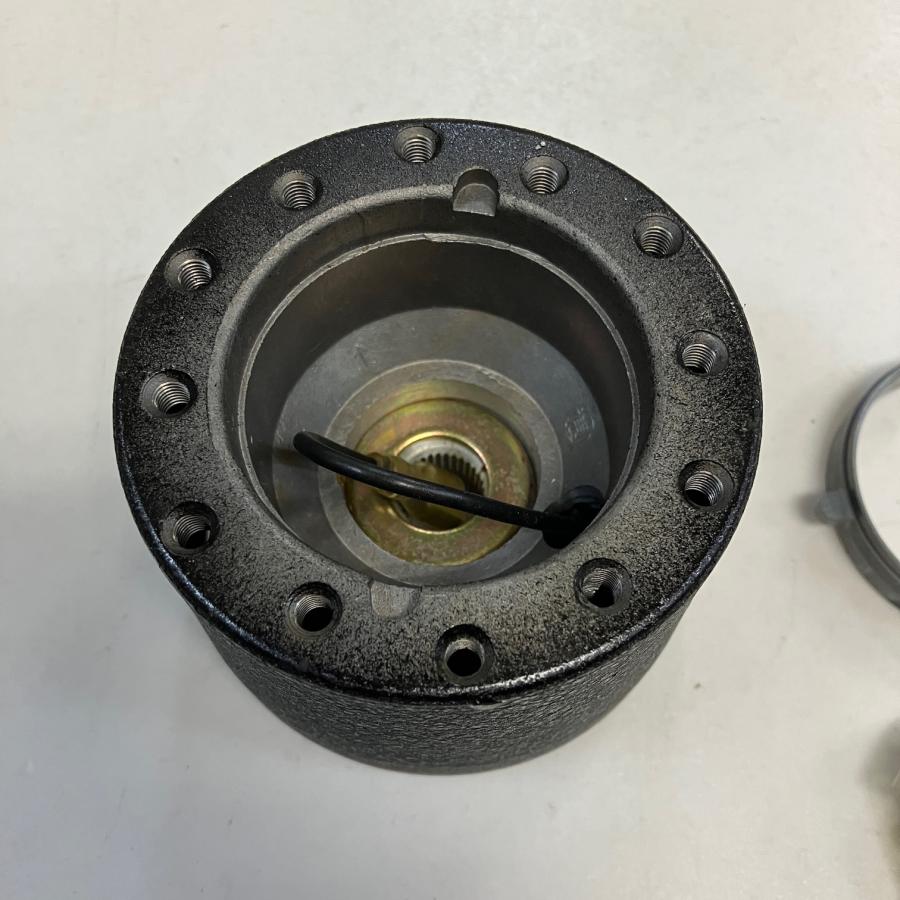 NARDI 新古品 現品 ELEVO ステアリングボス D-2 : ミニマルヤマ - 通販