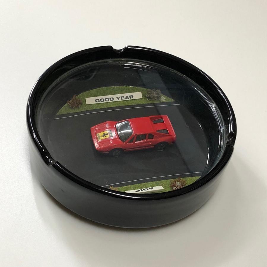 Ferrari maccina rossa 金属製　小物入れ　灰皿 Ferrari maccina rossa 金属製 小物入れ 灰皿