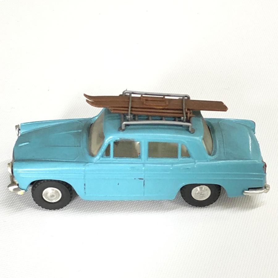 SPOT-ON AUSTIN A60 CAMBRIDGE 1/42スケール YY 1:42 SPOT-ON SPOTON AUSTIN A60 CAMBRIDGE TURQUOISE