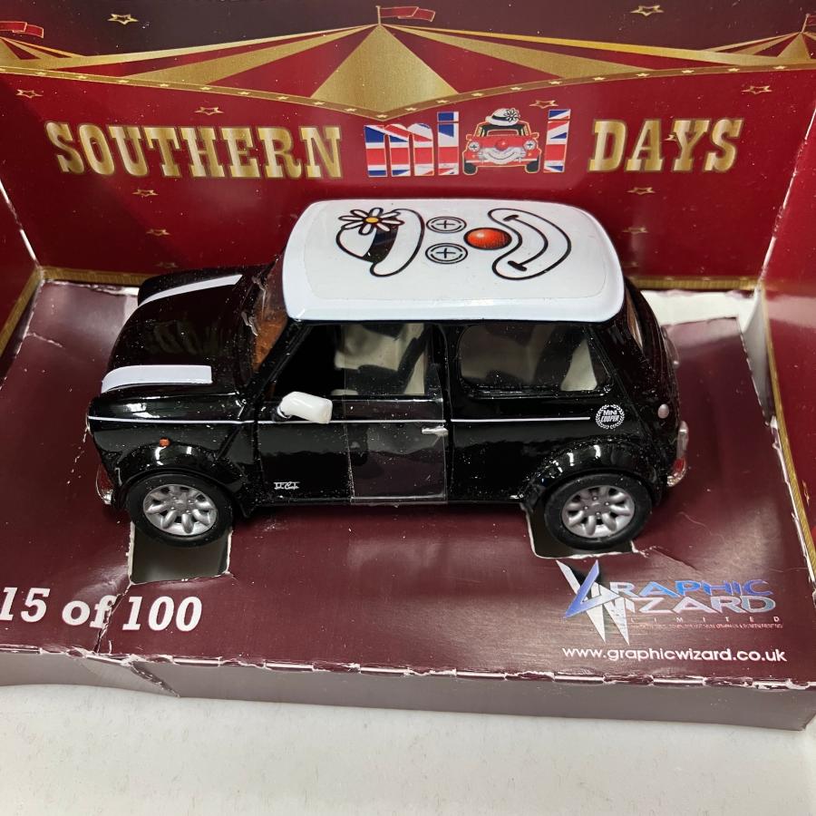 Corgi リミテッドエディション ミニカーセット CORGI 1/36 リミテッドエディション ISSIGONIS ミニカー : ミニ