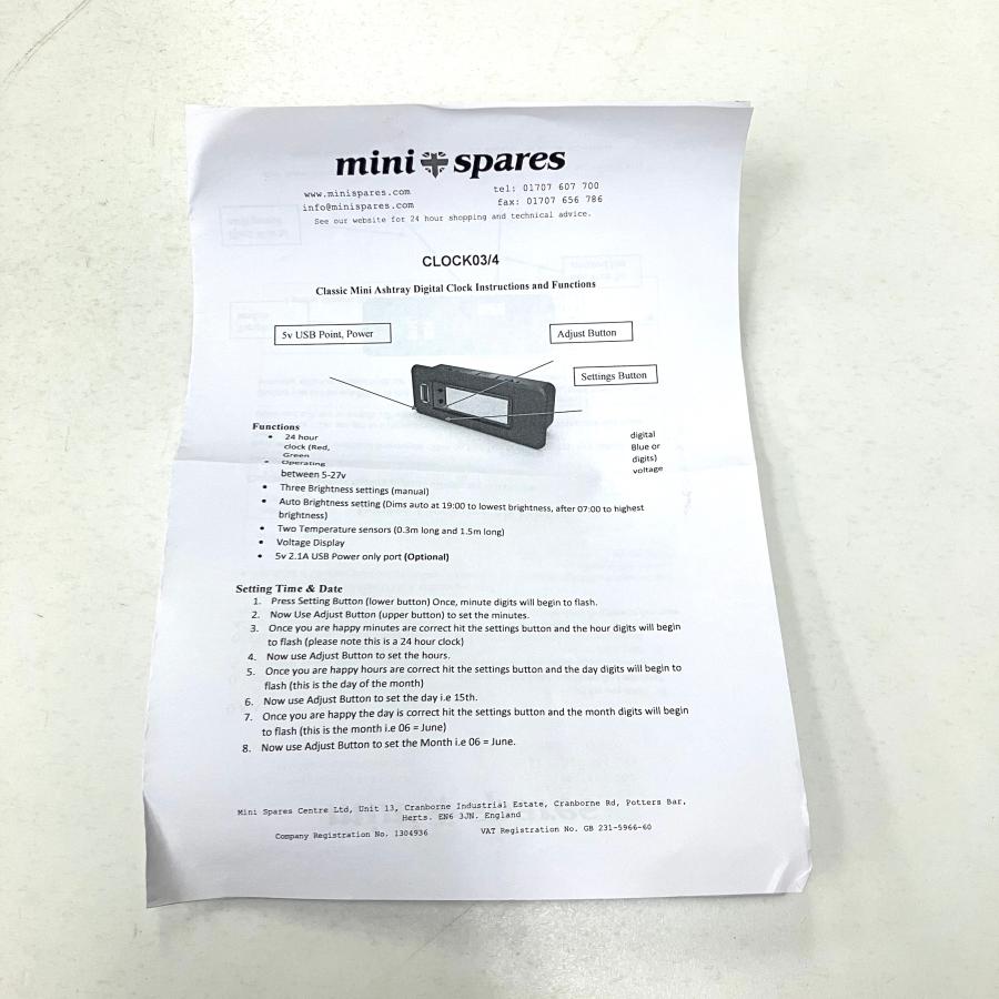 セルシオ ワンオフ 3.5インチ ミニモニター 埋め込み 灰皿 クラシックミニ 灰皿カスタム デジタル時計 & USB : ミニマルヤマ