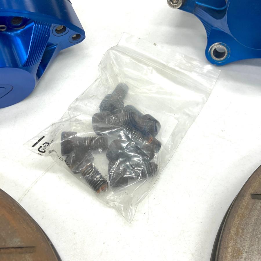 現品 KAD 4ポッドディスクキャリパー ベンチレーテッドディスク