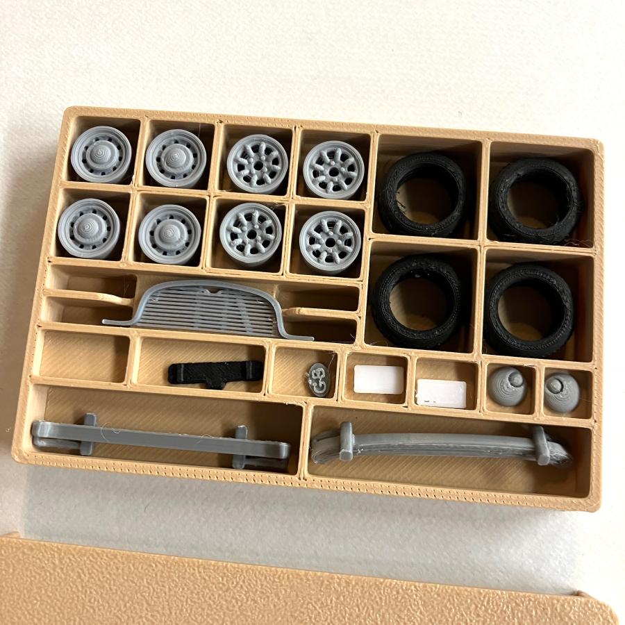 【りえ。】オースチンミニクーパーS Mk1 ミニカー２台セット 1/24 オースチンミニクーパーS ミニカーキット : ミニマルヤマ - 通販