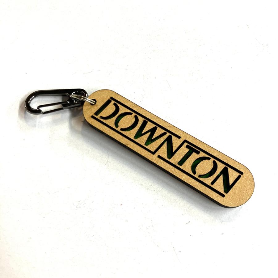 DOWNTON ウッドキーホルダー : ミニマルヤマ - 通販 - Yahoo!ショッピング
