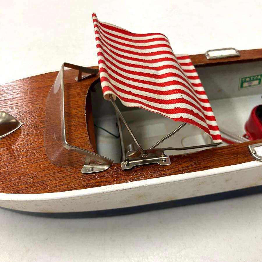 PRADA セーリングボート 模型 PRADA セーリングボート 模型