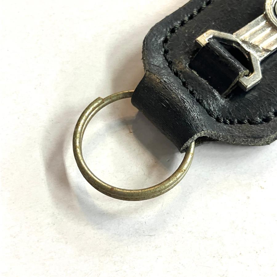 現品 COOPER ヴィンテージレザーキーホルダー : ミニマルヤマ - 通販
