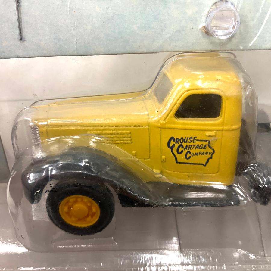 現品 新品 ERTL 1/43 1947 International K-12 Semi-Cab ミニカー