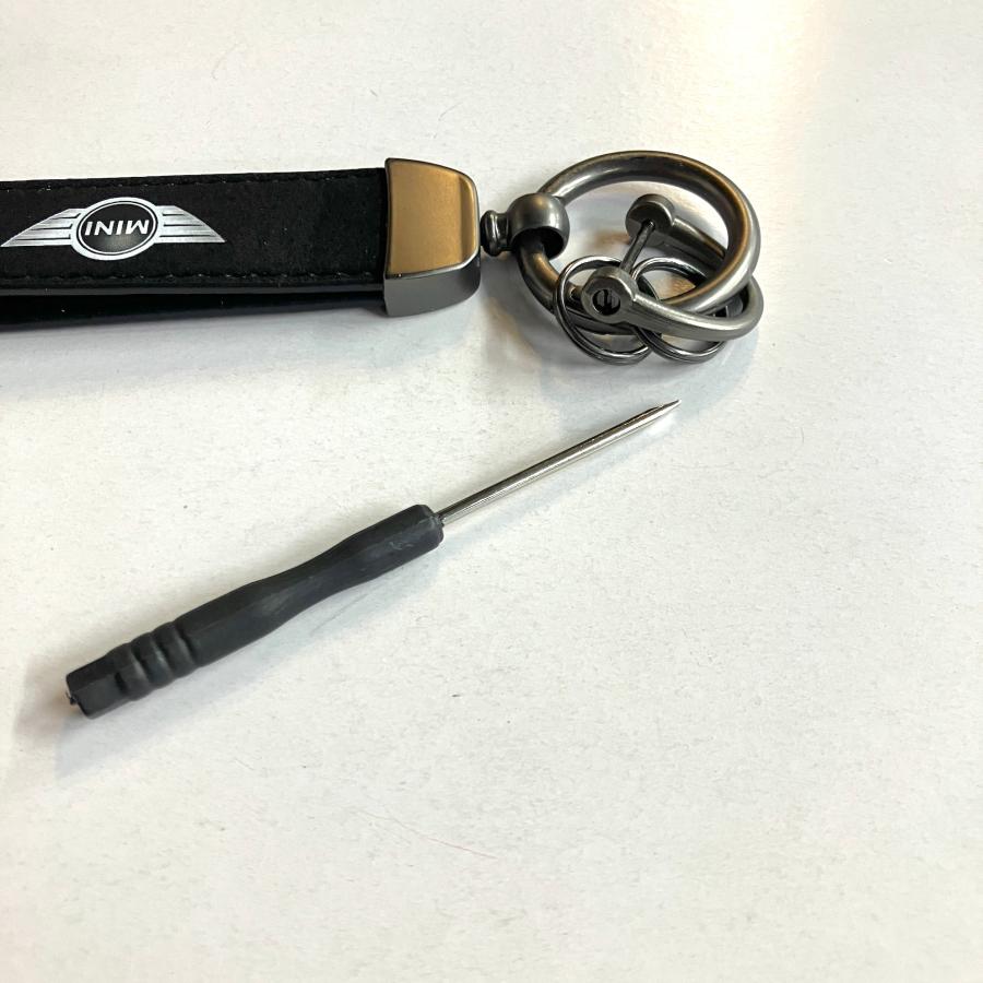 MINI レザーキーホルダー ブラウン/ブラック : ミニマルヤマ - 通販