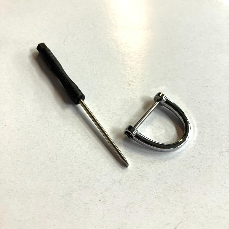MINI レザーキーホルダー レッド/ブラック : ミニマルヤマ - 通販