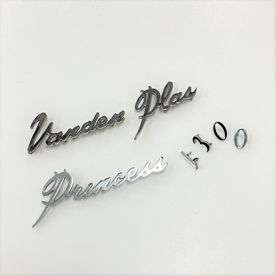 現品】 Vanden Plas Princess 1300 エンブレム :BB1264:ミニマルヤマ - 通販 - Yahoo!ショッピング 現品】 Vanden Plas Princess 1300 エンブレム :BB1264:ミニマルヤマ - 通販 - Yahoo!ショッピング