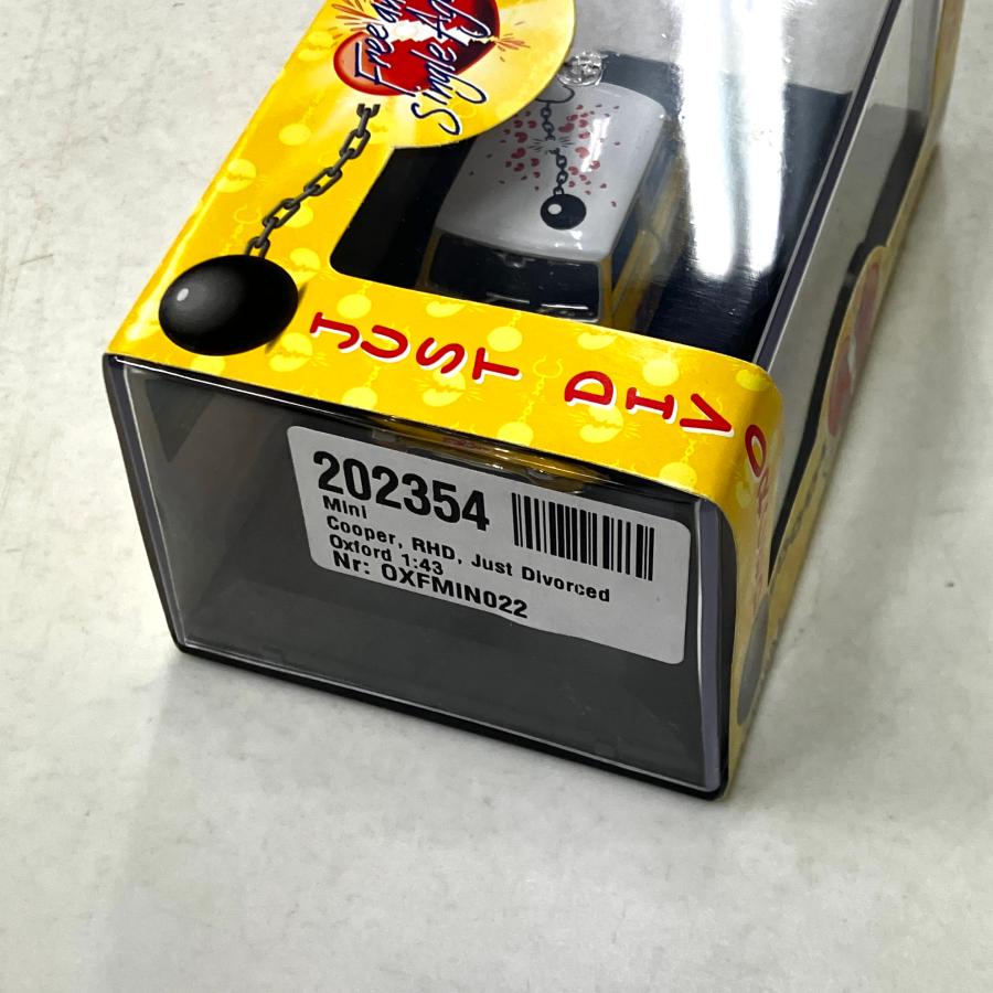 OXFORD 1/43 JUST DIVORCED ミニカー : ミニマルヤマ - 通販 - Yahoo
