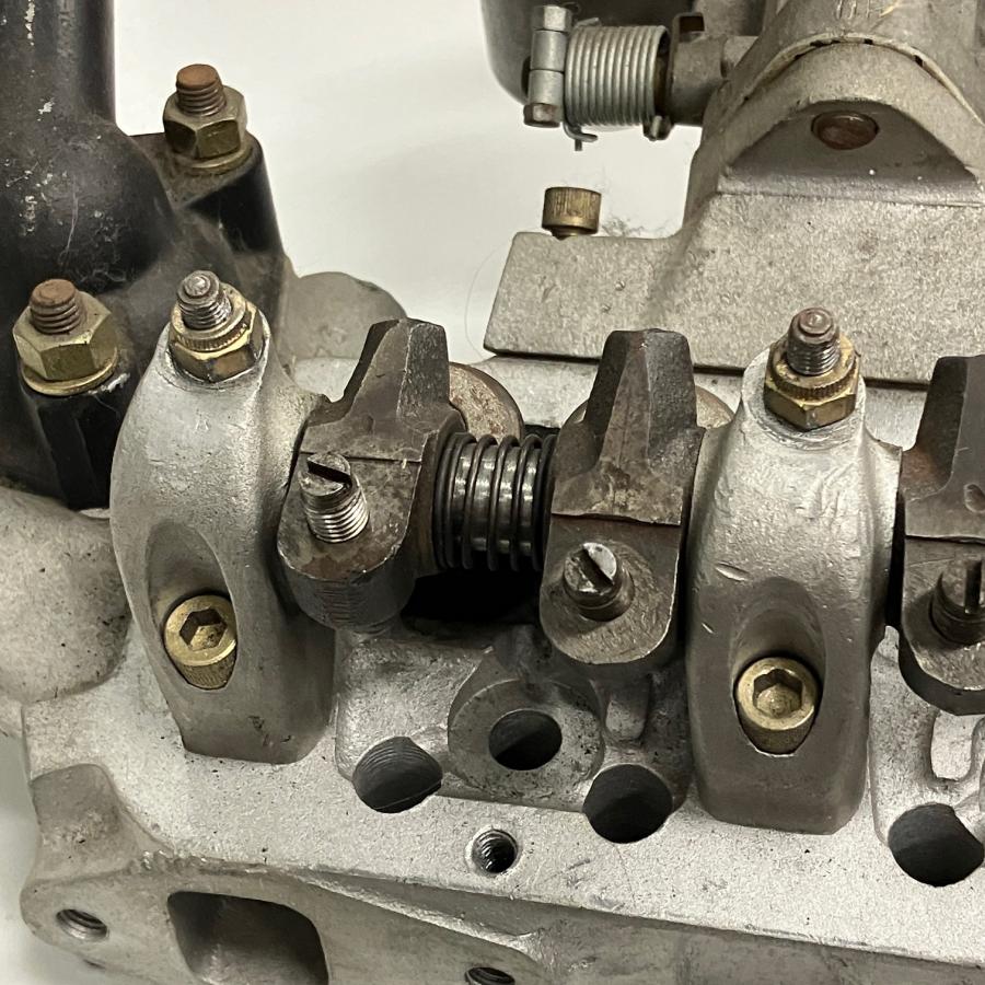 アレクサンダーページ 20年来のZ仲間から簡単なお色直しのご依頼で、現在お預かり中。 Z32