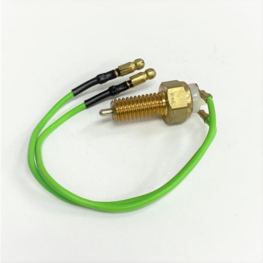 T*a様 Nissan MOUL RR LAMP 79860-A7100 2個セ T*a様 Nissan MOUL RR