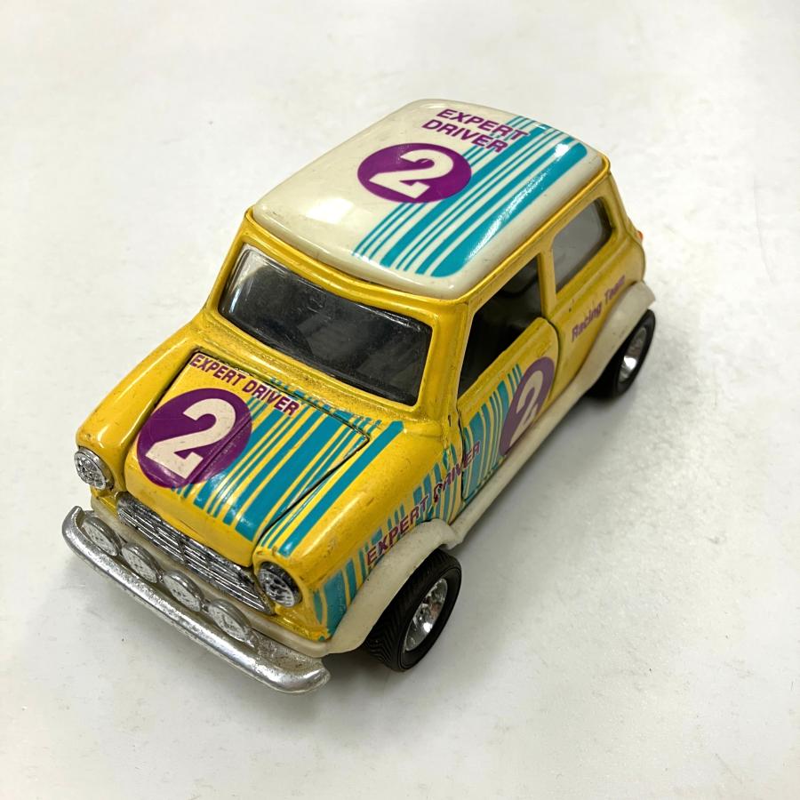 現品 クラシックミニ プルバックカー #2 : ミニマルヤマ - 通販