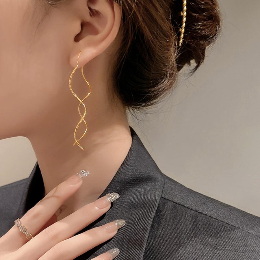 miniministore 揺れるチェーンピアス ロングピアス 上品【ゆう miniministore 揺れるチェーンピアス ロングピアス 上品【ゆう