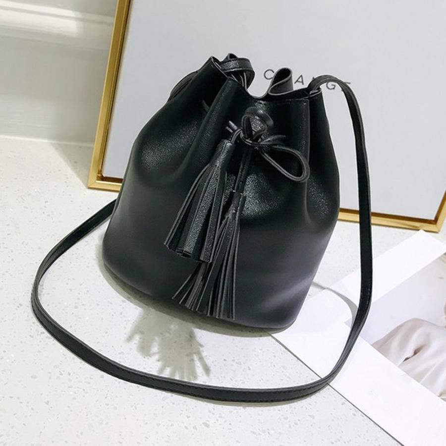 小さめ ショルダーバッグ レディース 斜めがけ 大人 バケツバッグ 巾着バッグ プチプラ 安い レザーバッグ タッセル Huaye 004 Miniministore 通販 Yahoo ショッピング