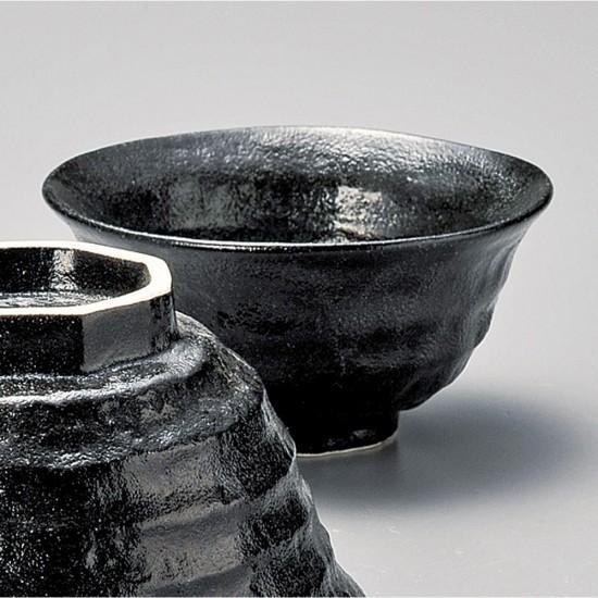 瀬戸黒ろくべ型茶碗 小 和食器 飯碗 業務用 約11.7cm 和食 和風 茶碗 ご飯茶碗｜minnano-souko