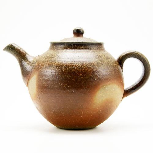 陶器備前焼2コです。 備前焼急須 陶器製 茶色 蓋付き