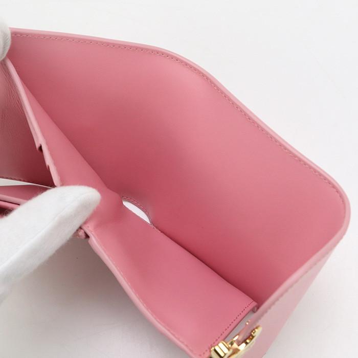 CELINE（セリーヌ） スモール フラップウォレット トリオンフ CE89486